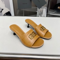 Balenciaga Slippers